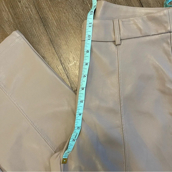 7 For All Mankind High Waisted Faux Leather Slim Leg Pant Taupe Sz S - Picture 5 of 13